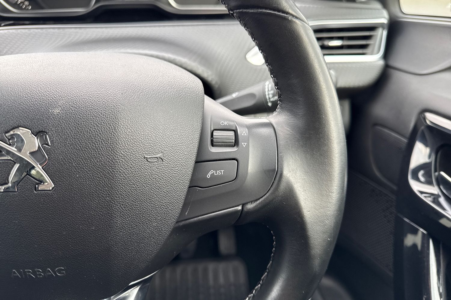 Used Peugeot 208 2019 for sale - 77348279: Photo 40