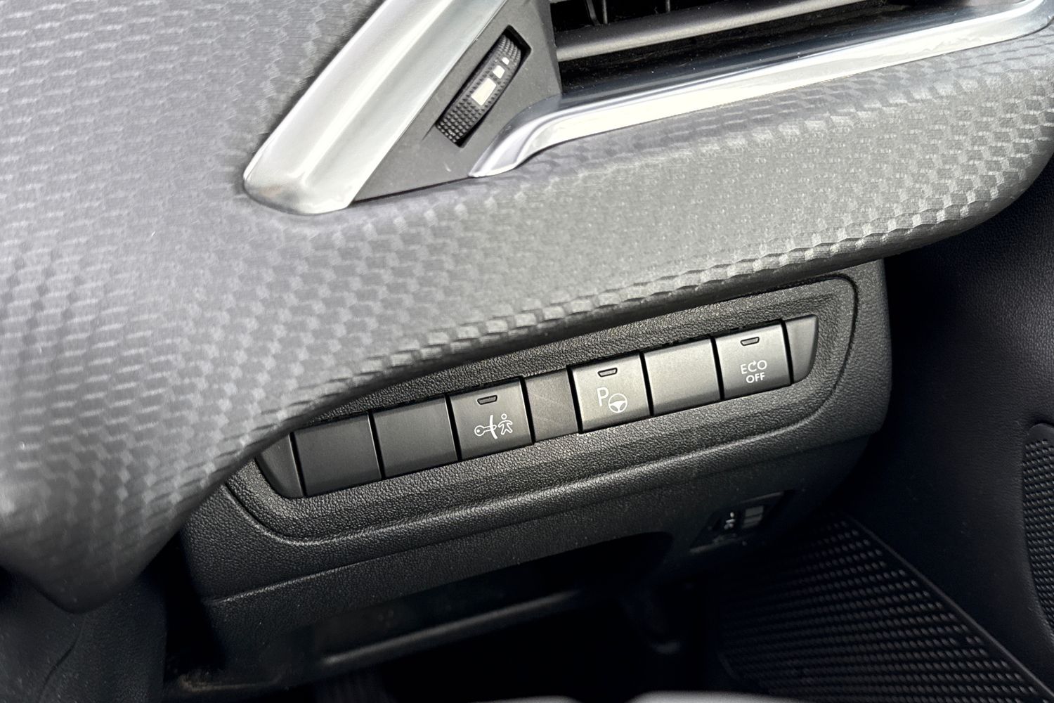 Used Peugeot 208 2019 for sale - 77348279: Photo 42