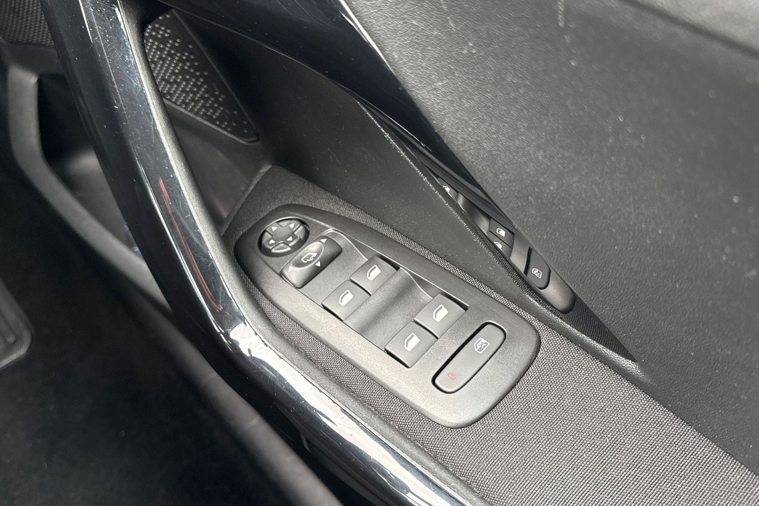 Used Peugeot 208 2019 for sale - 77348279: Photo 43