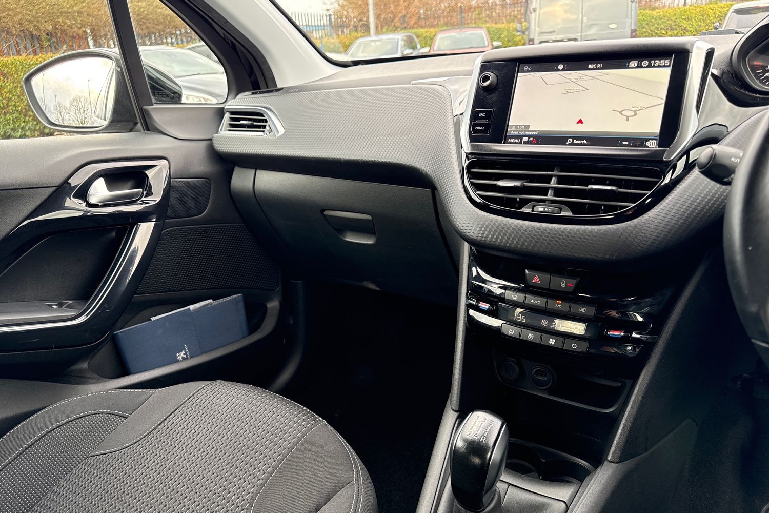 Used Peugeot 208 2019 for sale - 77348279: Photo 44