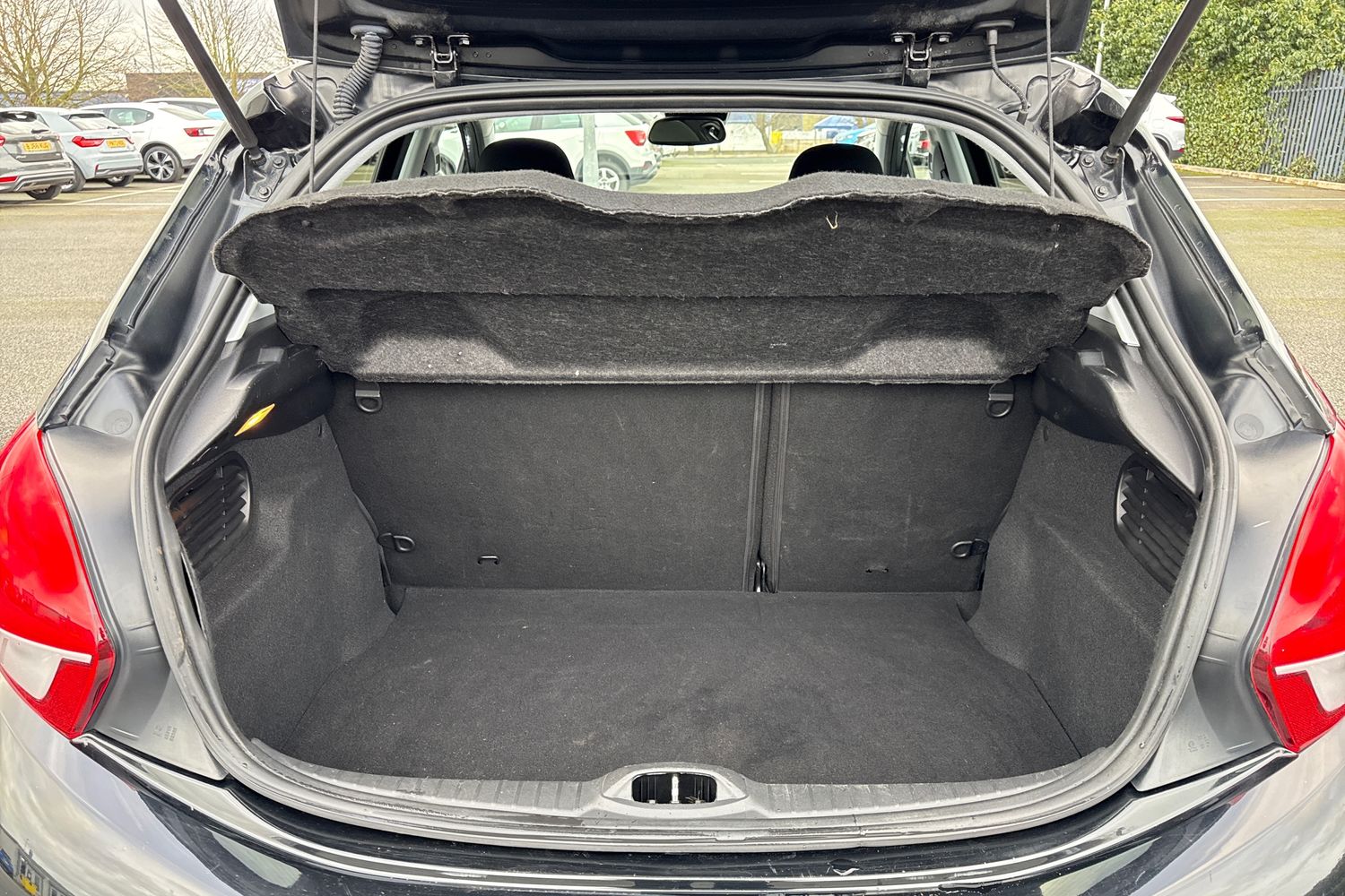 Used Peugeot 208 2019 for sale - 77348279: Photo 7