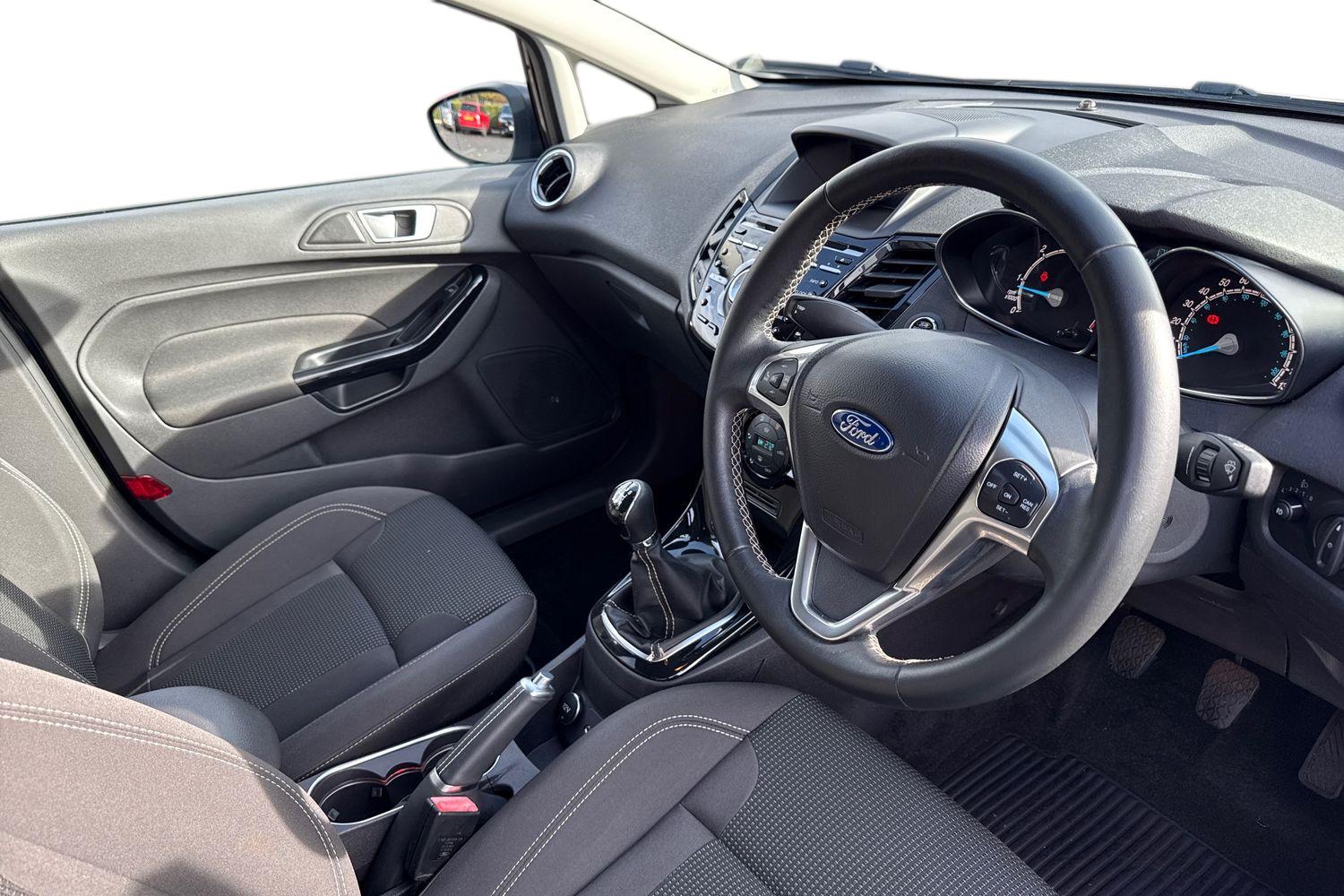 Used Ford Fiesta 2015 for sale - 76469286: Photo 14