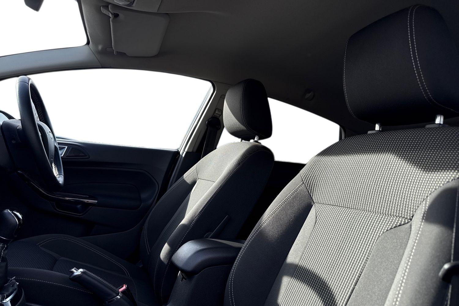 Used Ford Fiesta 2015 for sale - 76469286: Photo 16