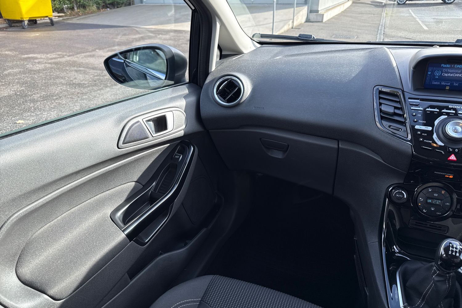 Used Ford Fiesta 2015 for sale - 76469286: Photo 20