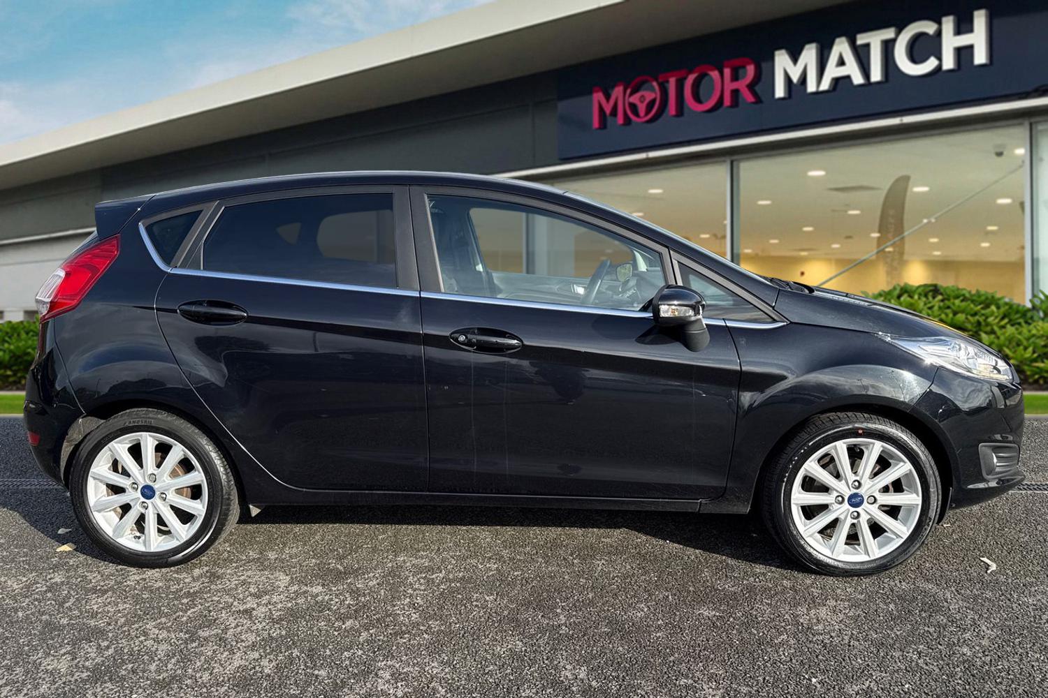 Used Ford Fiesta 2015 for sale - 76469286: Photo 3