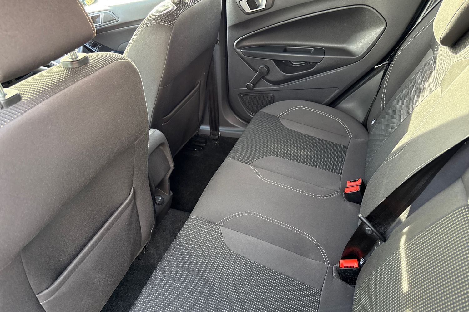 Used Ford Fiesta 2015 for sale - 76469286: Photo 31