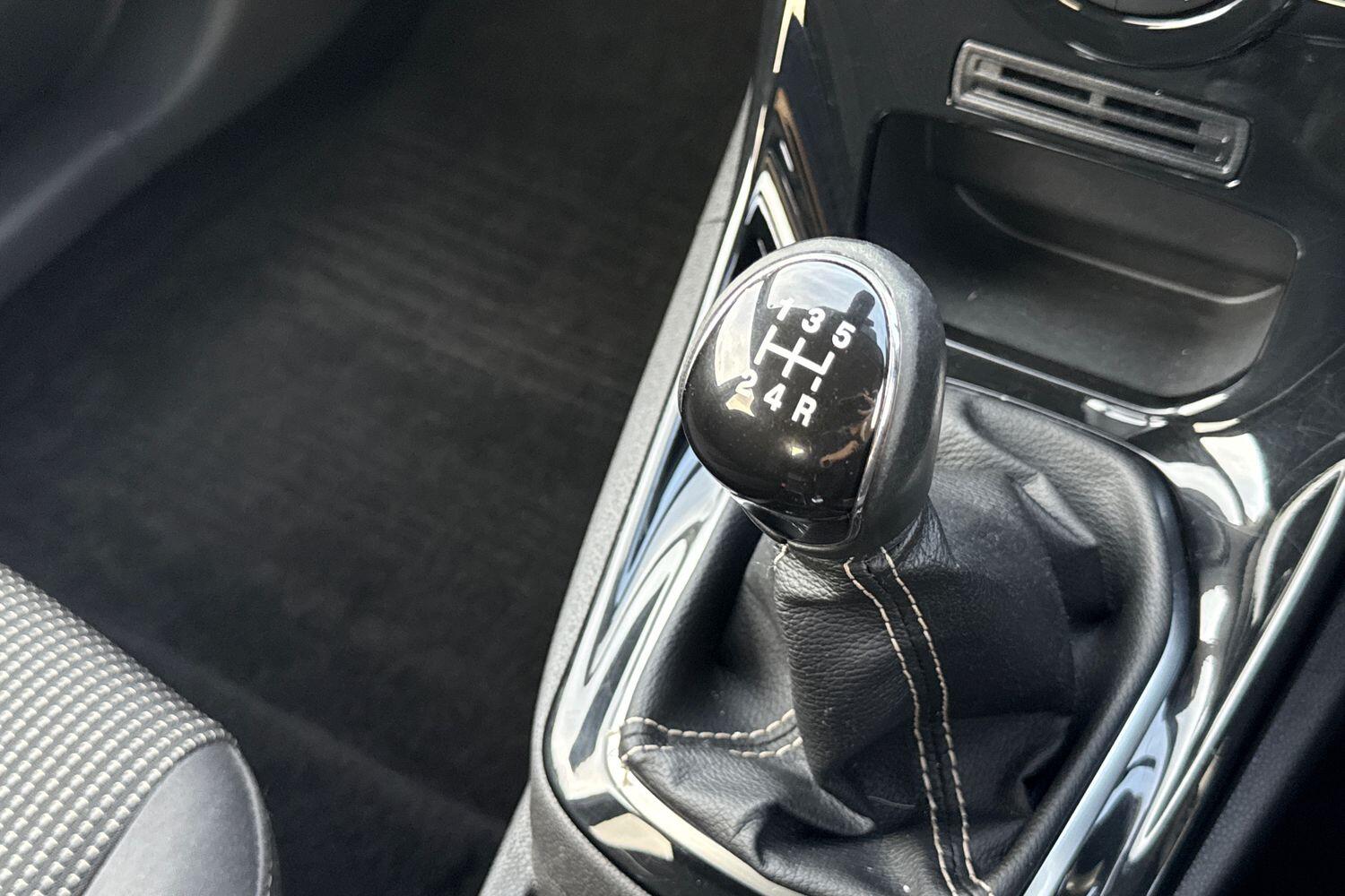 Used Ford Fiesta 2015 for sale - 76469286: Photo 52