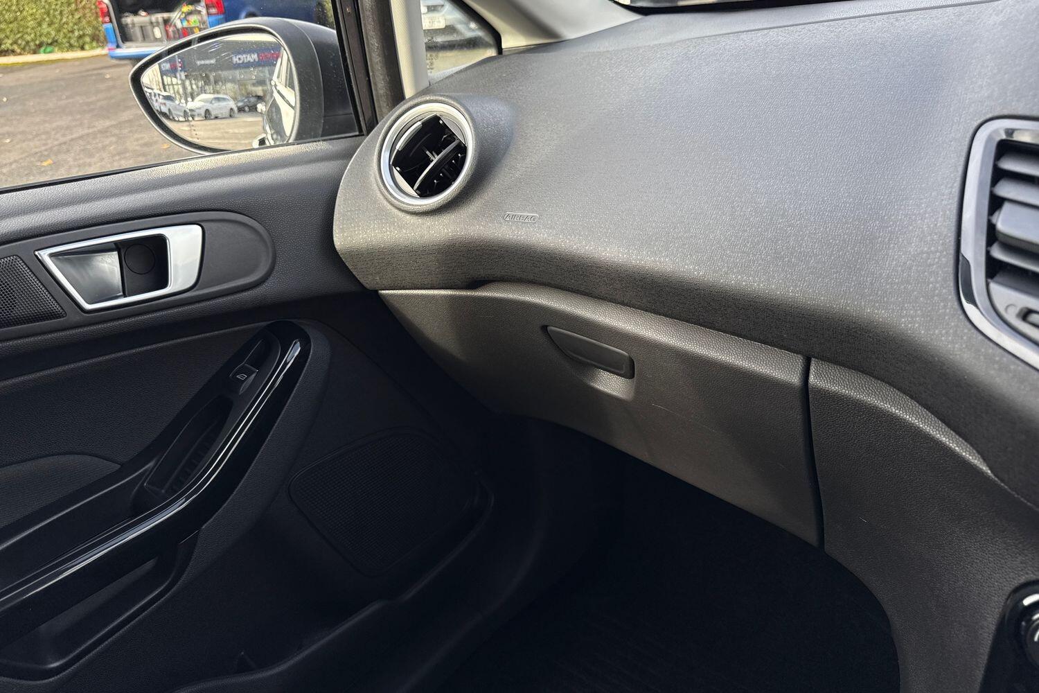 Used Ford Fiesta 2015 for sale - 76469286: Photo 58