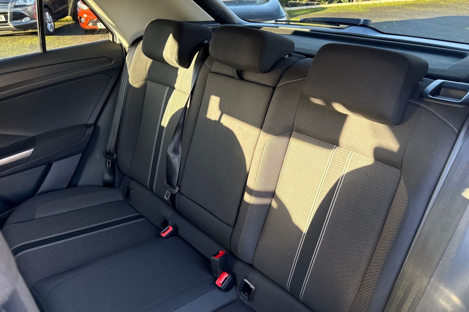 Used Volkswagen T-Roc 2018 for sale - 77337204: Photo 14