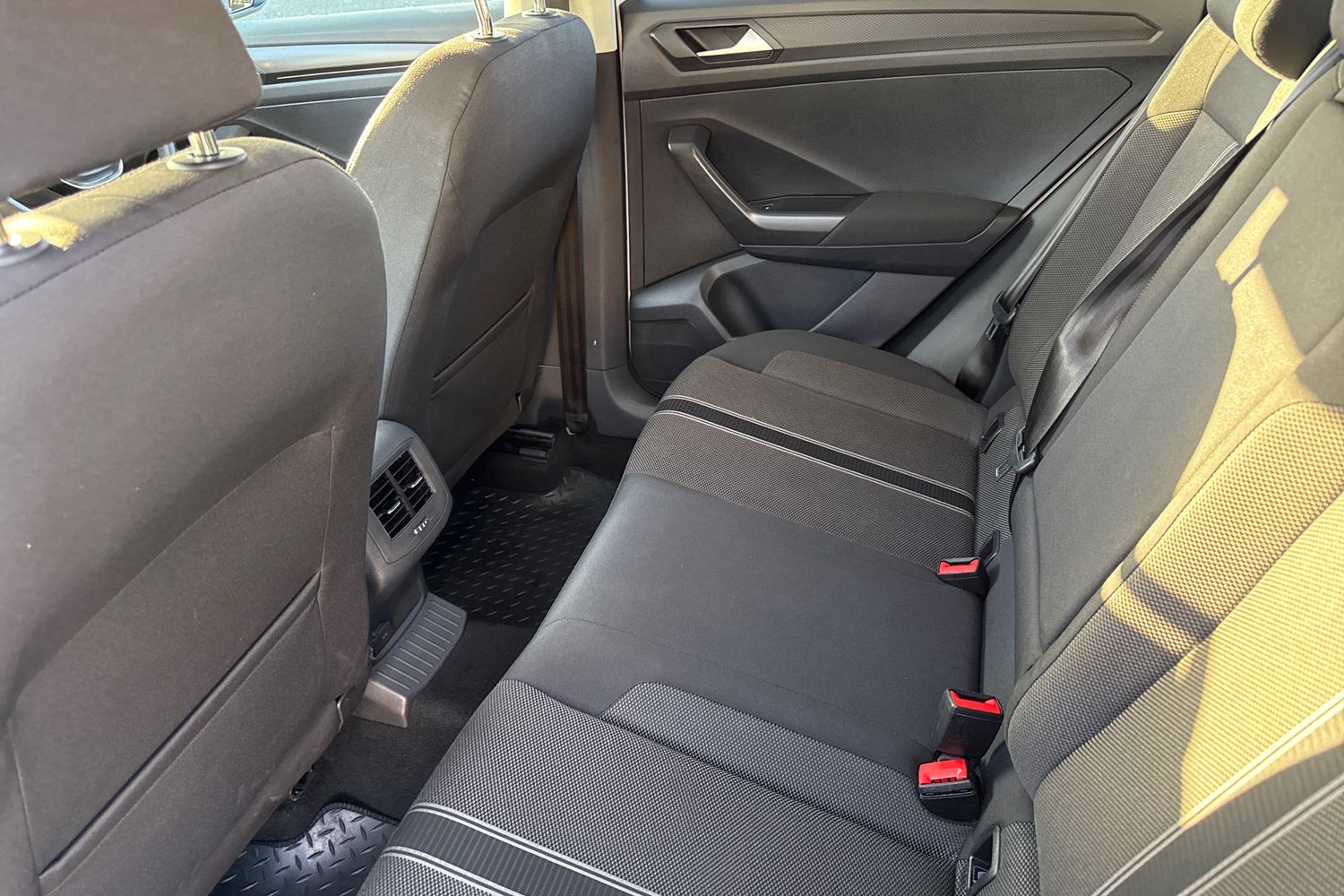 Used Volkswagen T-Roc 2018 for sale - 77337204: Photo 31