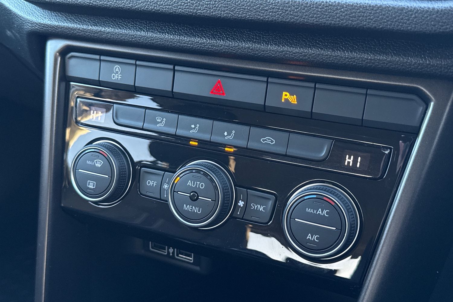 Used Volkswagen T-Roc 2018 for sale - 77337204: Photo 53