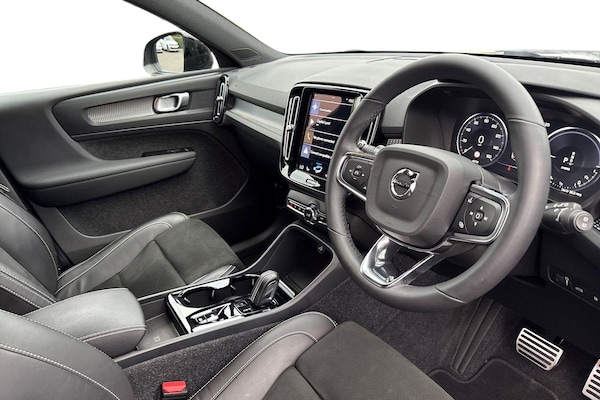 Used Volvo XC40 2022 for sale - 76304683: Photo 14