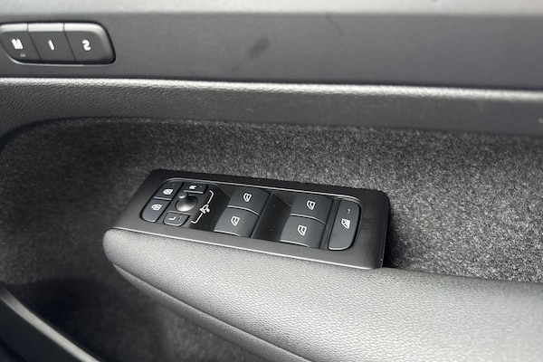 Used Volvo XC40 2022 for sale - 76304683: Photo 40