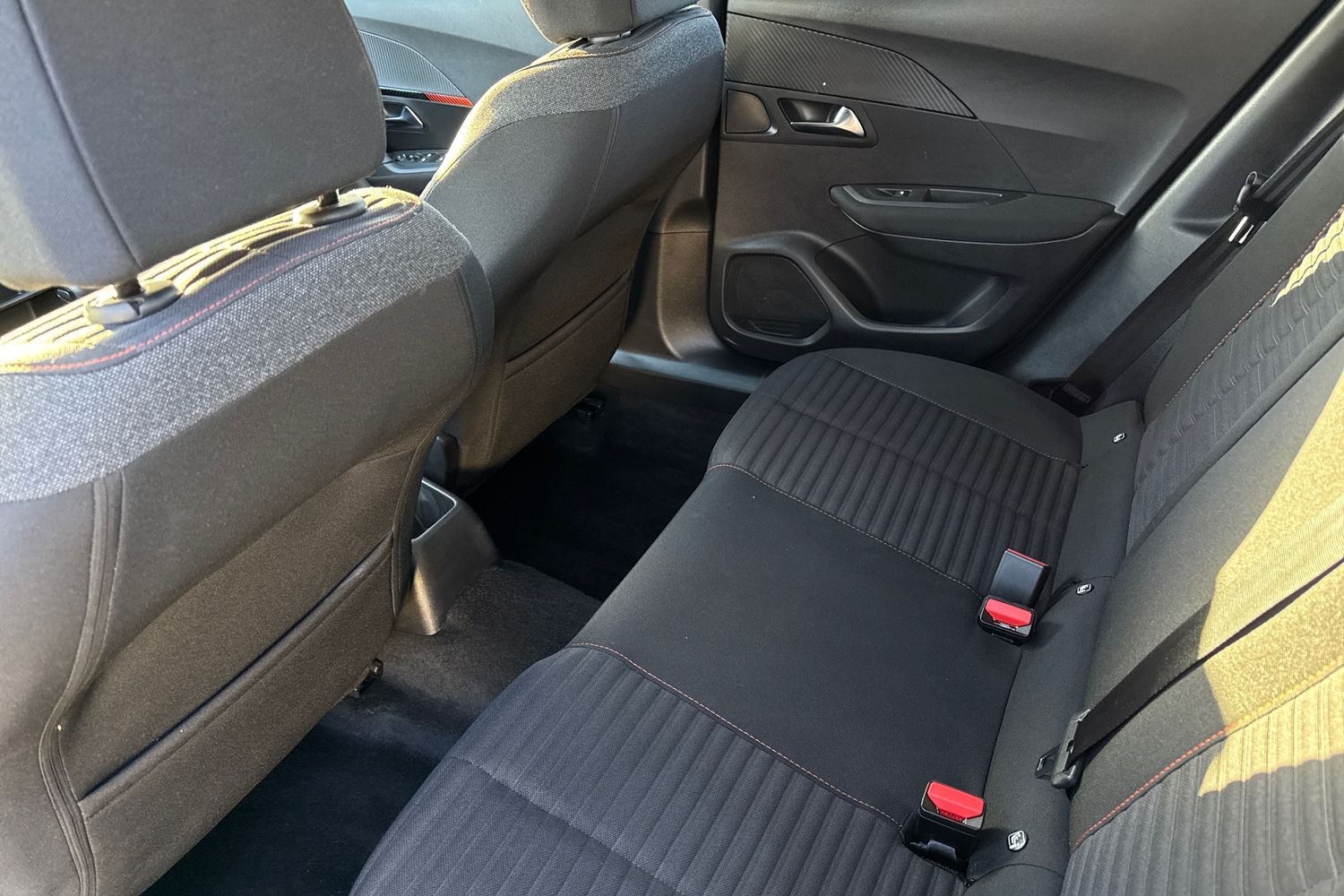 Used Peugeot 2008 2022 for sale - 77337191: Photo 32