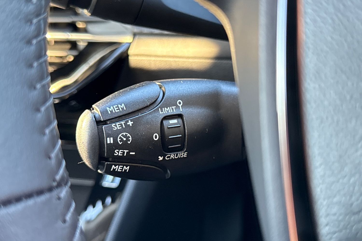 Used Peugeot 2008 2022 for sale - 77337191: Photo 39