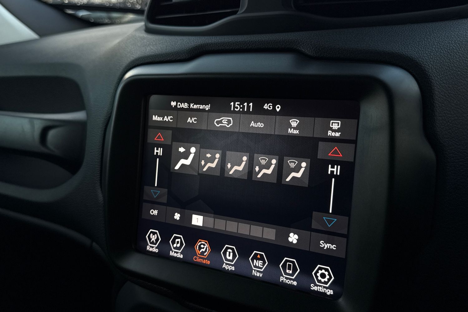 Used Jeep Renegade 2021 for sale - 77093534: Photo 21