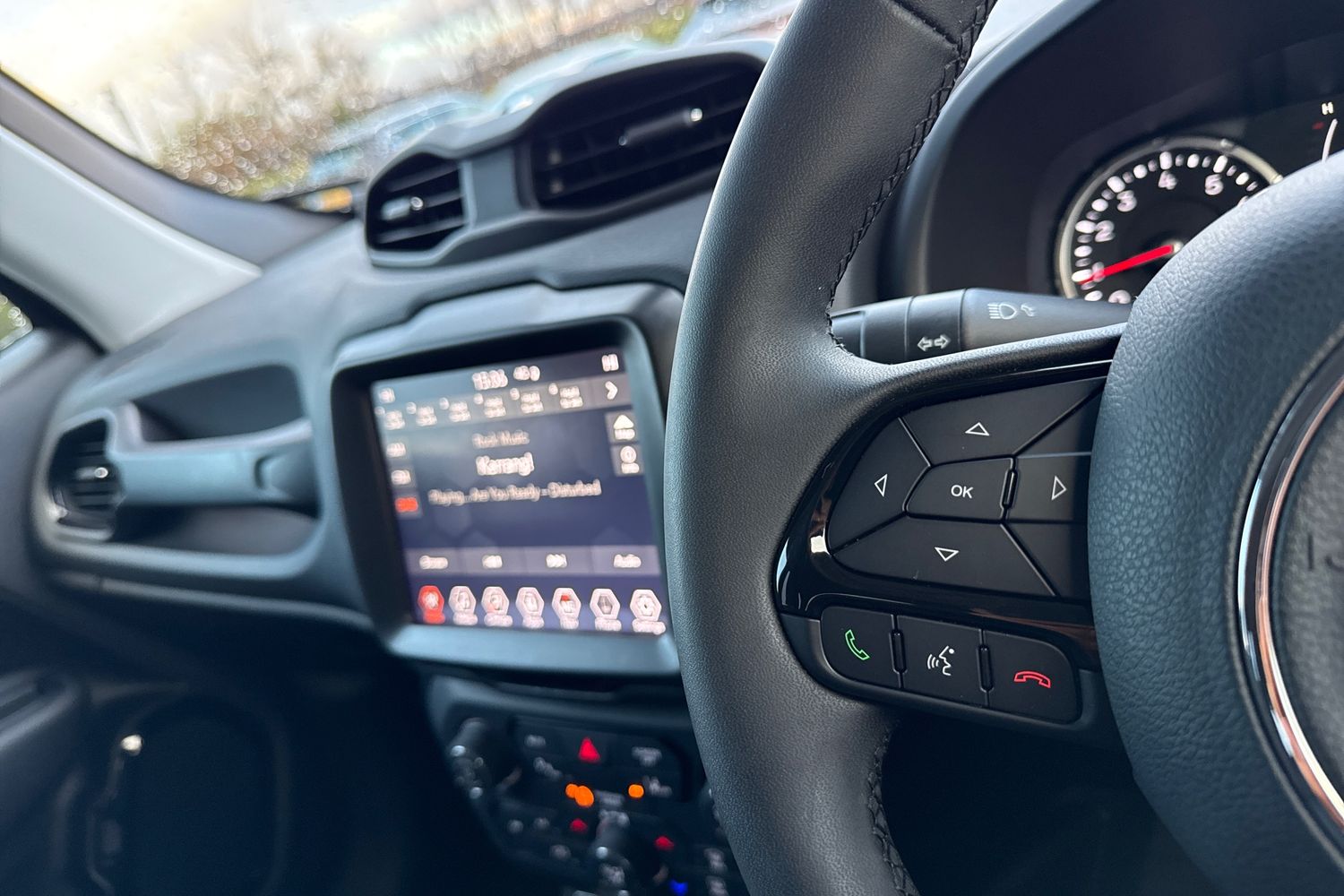 Used Jeep Renegade 2021 for sale - 77093534: Photo 38