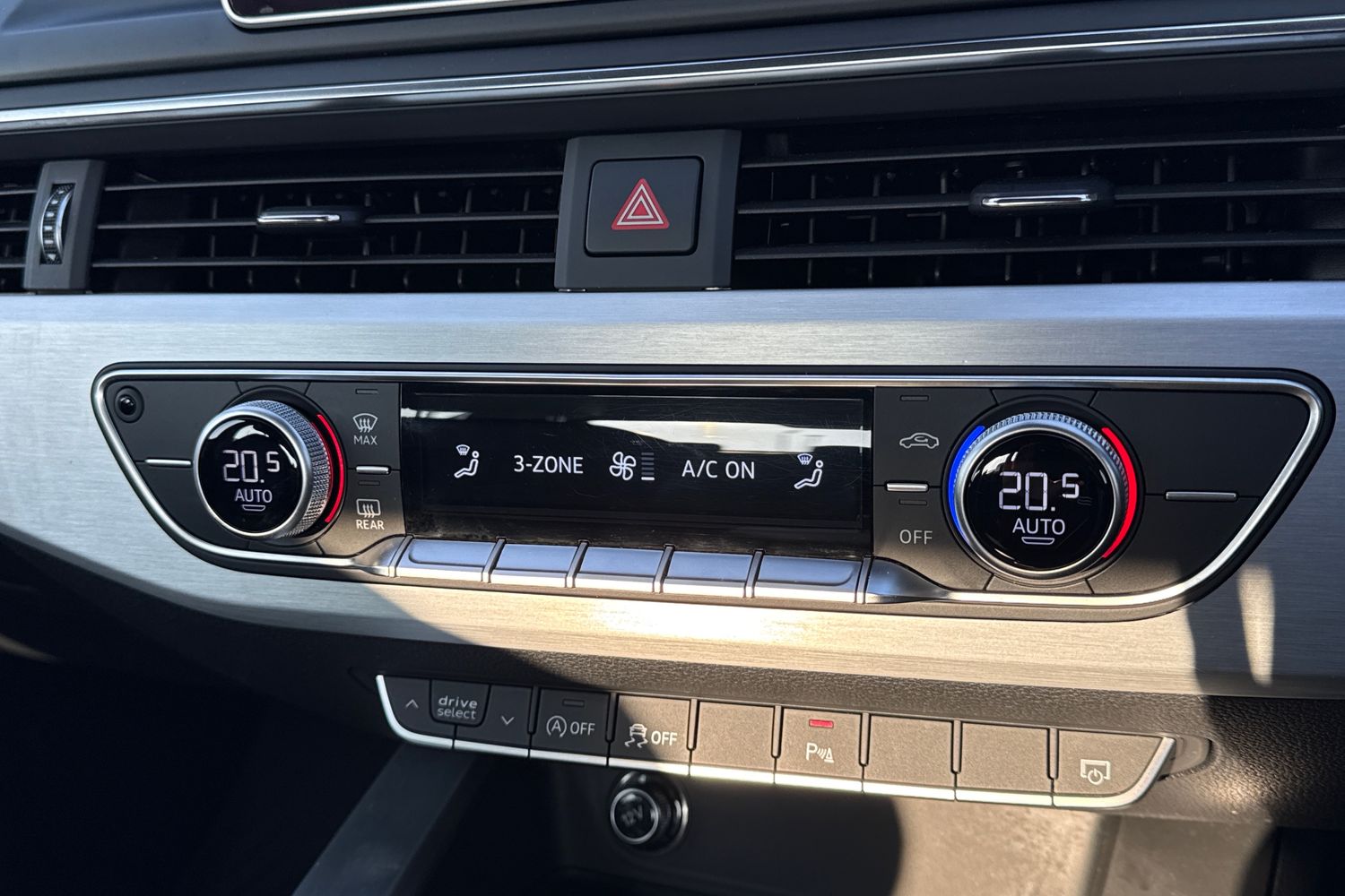 Used Audi A4 2016 for sale - 77758449: Photo 22