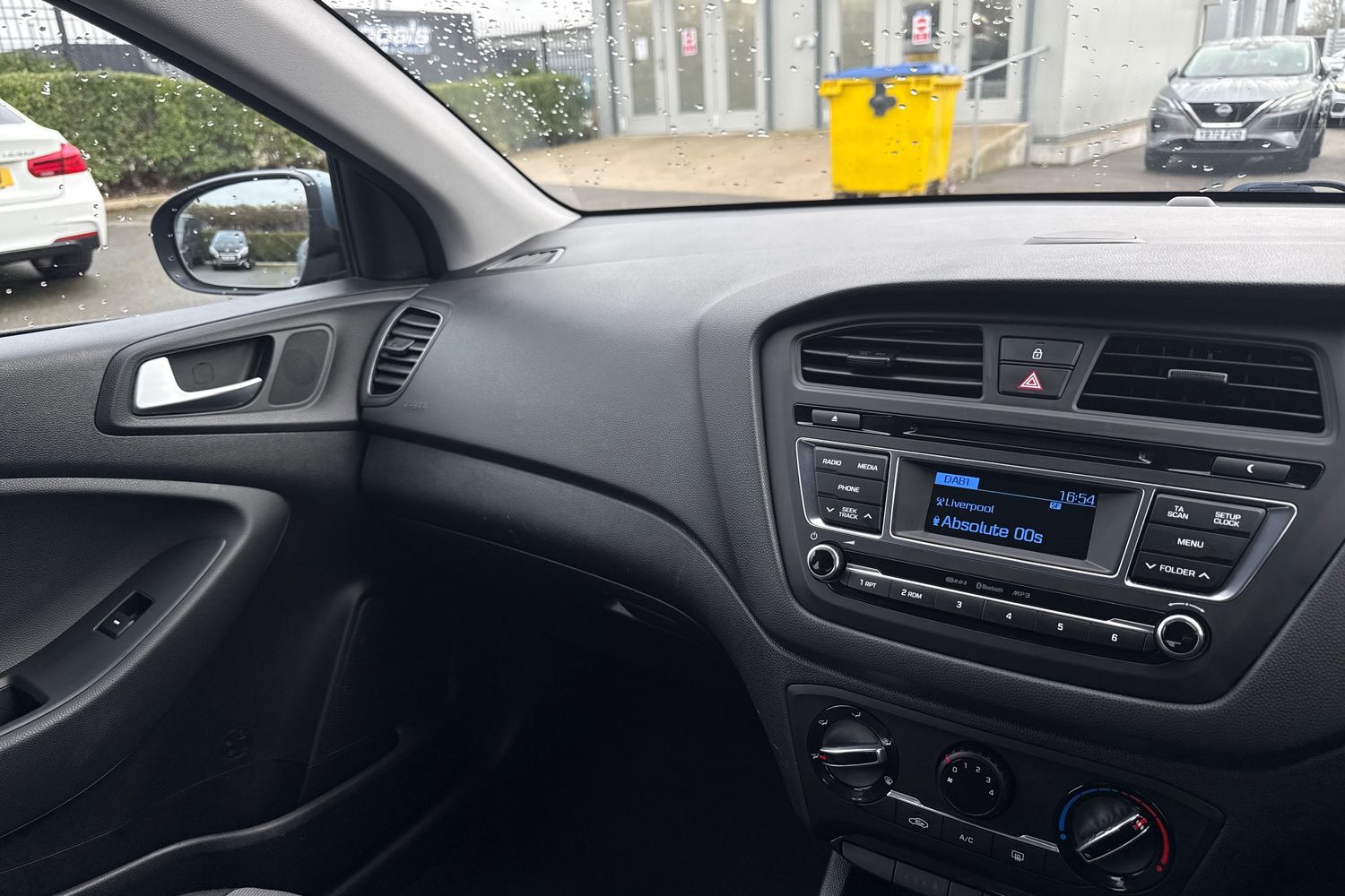 Used Hyundai i20 2017 for sale - 77417759: Photo 16