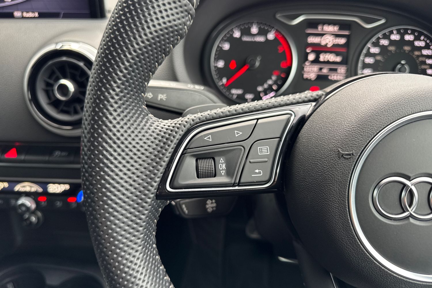 Used Audi A3 2019 for sale - 76320335: Photo 40