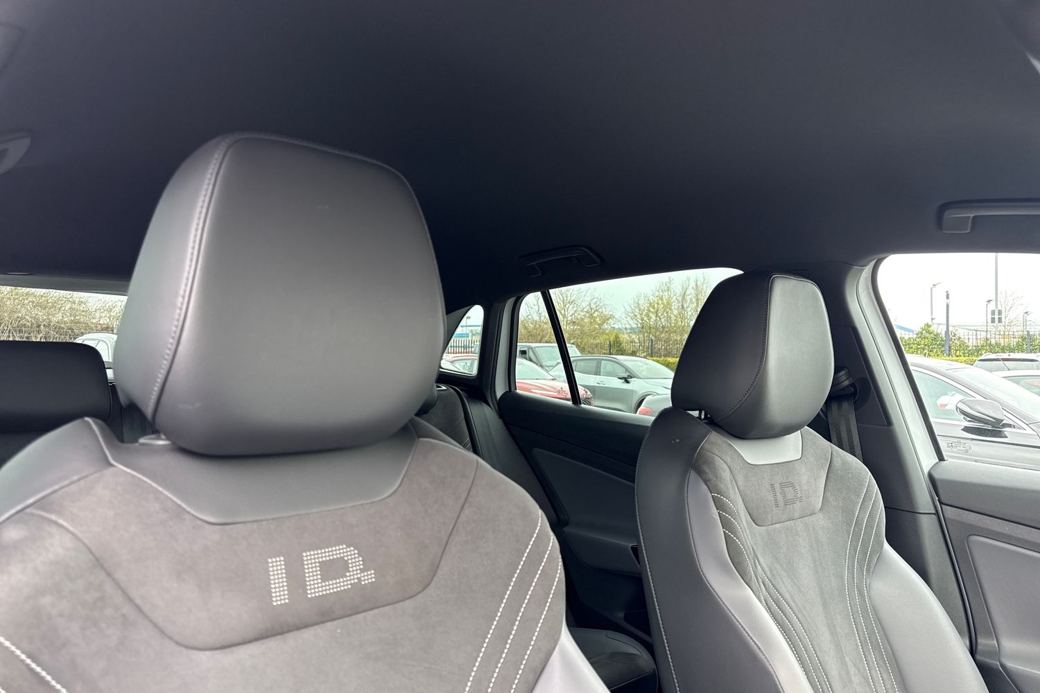 Used Volkswagen ID.4 2023 for sale - 77996472: Photo 24