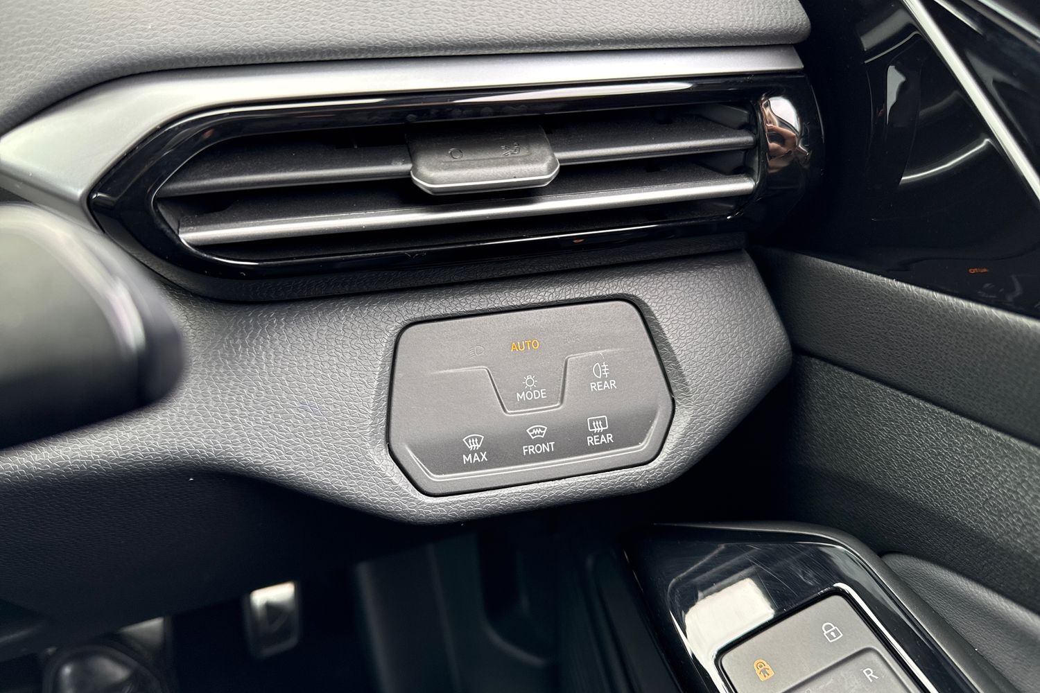 Used Volkswagen ID.4 2023 for sale - 77996472: Photo 43