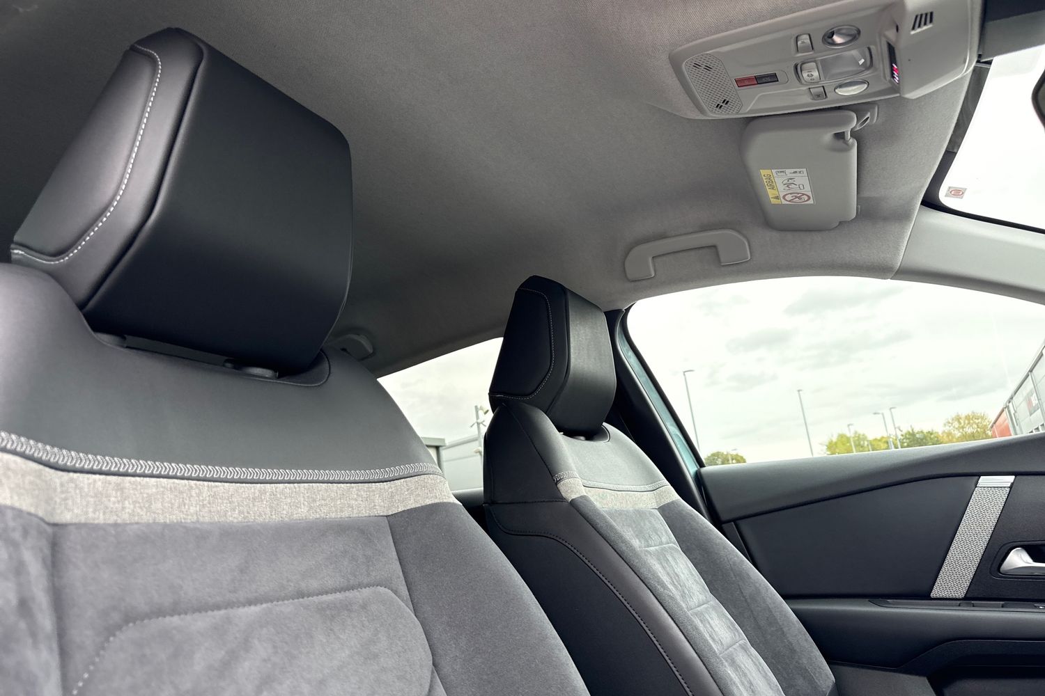 Used Citroen C4 2023 for sale - 76460972: Photo 24