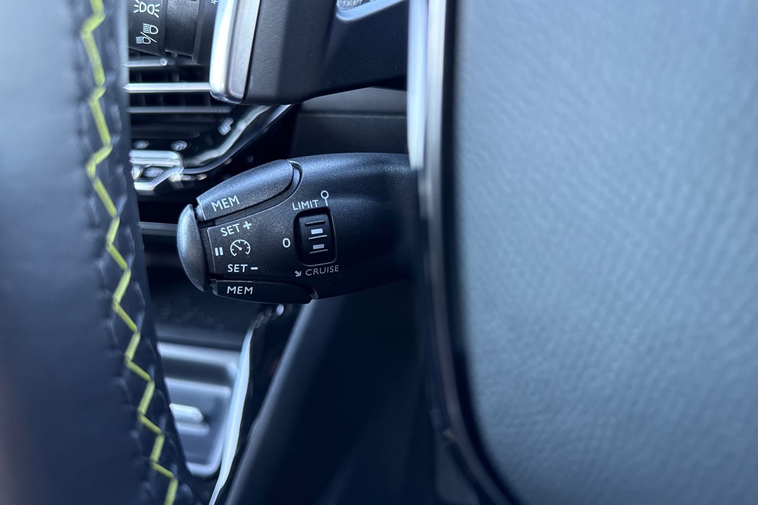 Used Peugeot 2008 2021 for sale - 77747744: Photo 41