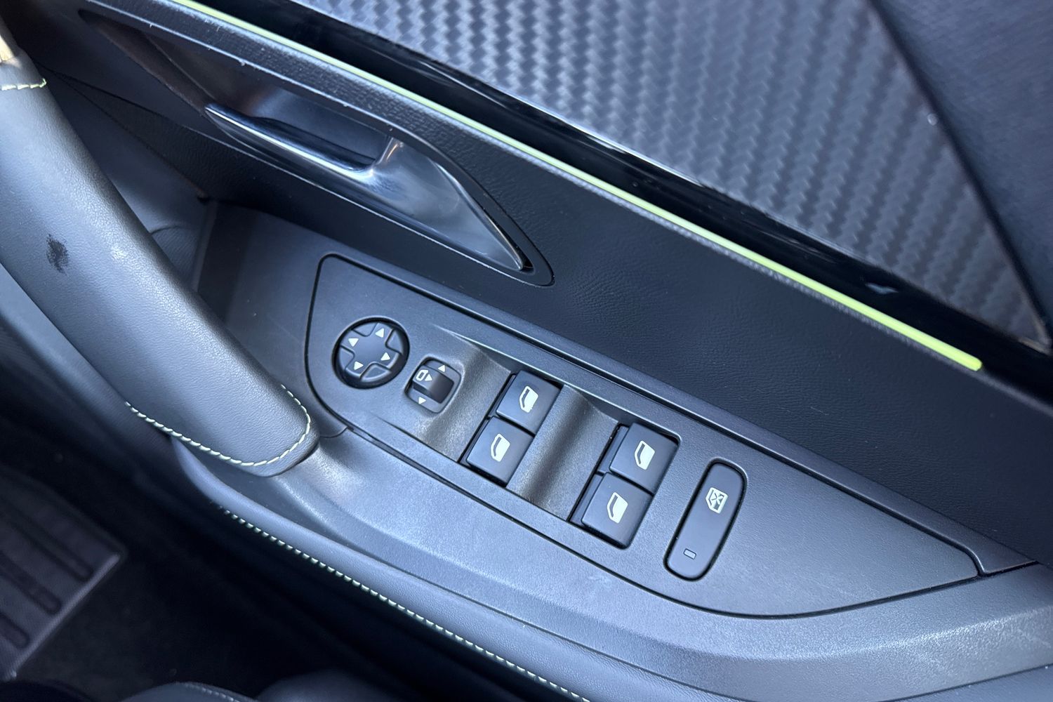 Used Peugeot 2008 2021 for sale - 77747744: Photo 43