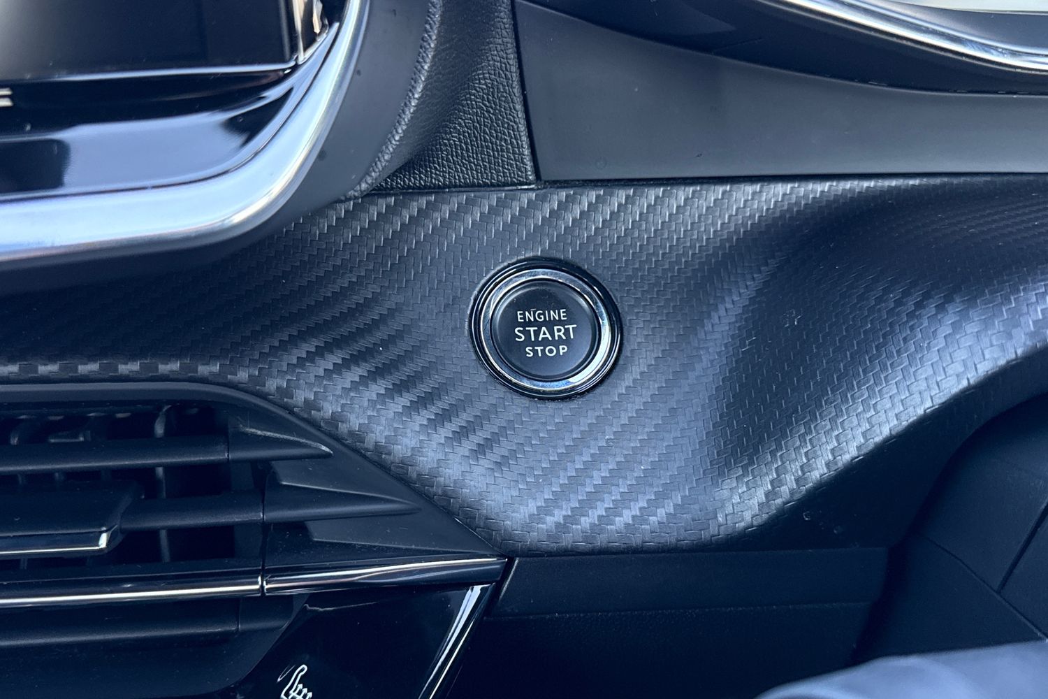 Used Peugeot 2008 2021 for sale - 77747744: Photo 55