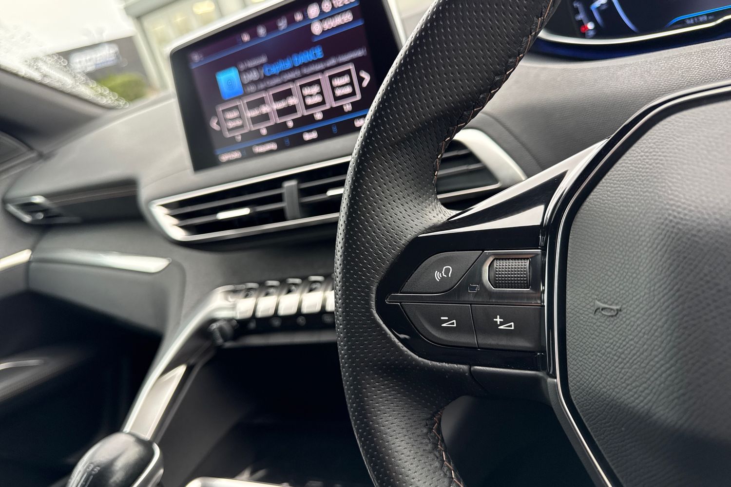 Used Peugeot 3008 2019 for sale - 77220055: Photo 39