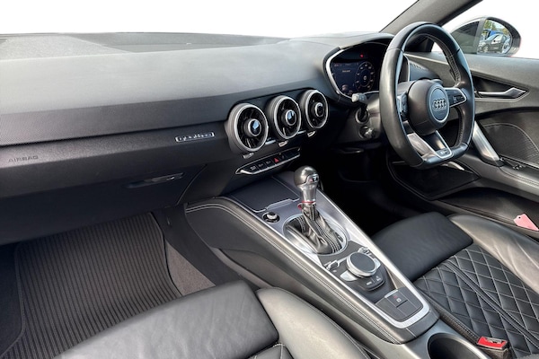 Used Audi TTS 2018 for sale - 76182184: Photo 15