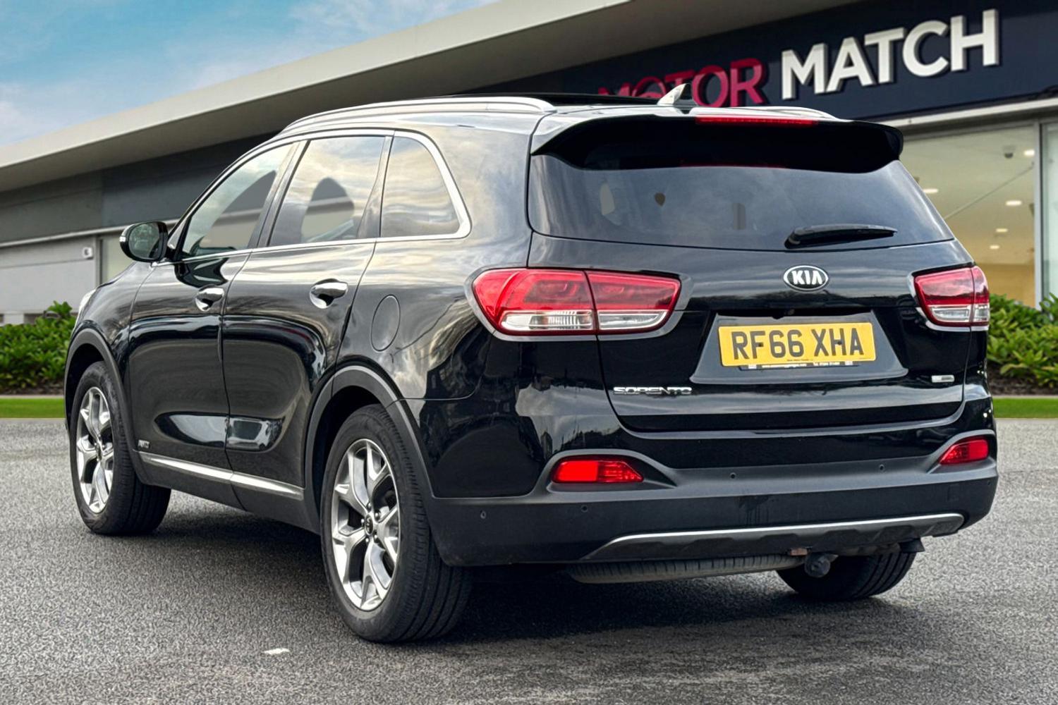 Used Kia Sorento 2016 for sale - 77348319: Photo 2