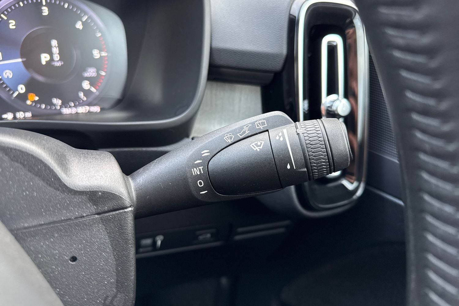 Used Volvo XC40 2020 for sale - 76685741: Photo 42