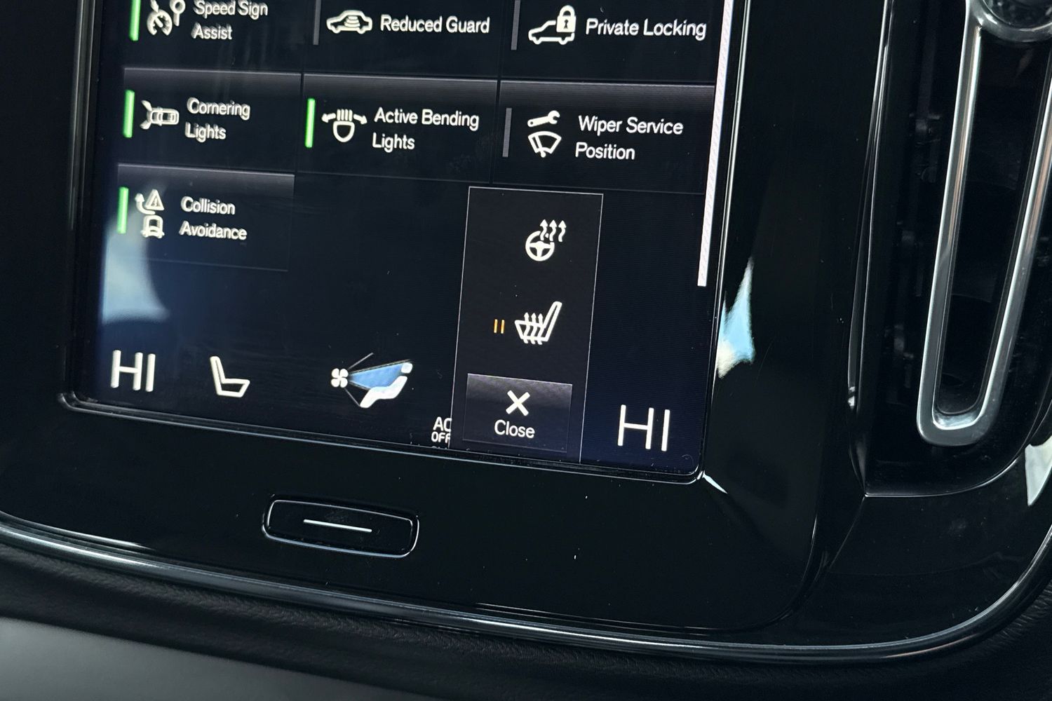 Used Volvo XC40 2020 for sale - 76685741: Photo 55