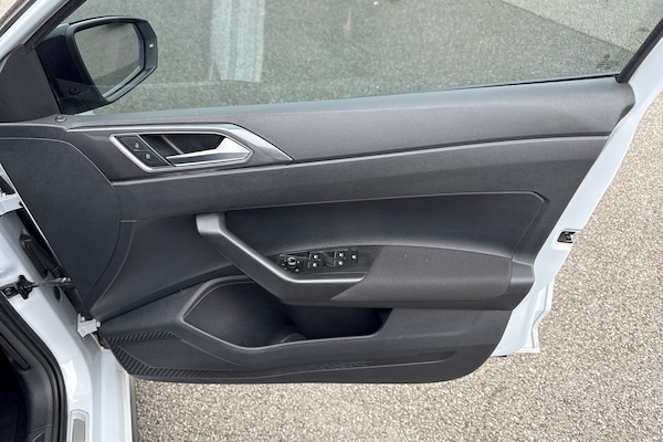 Used Volkswagen Polo 2019 for sale - 76220144: Photo 21