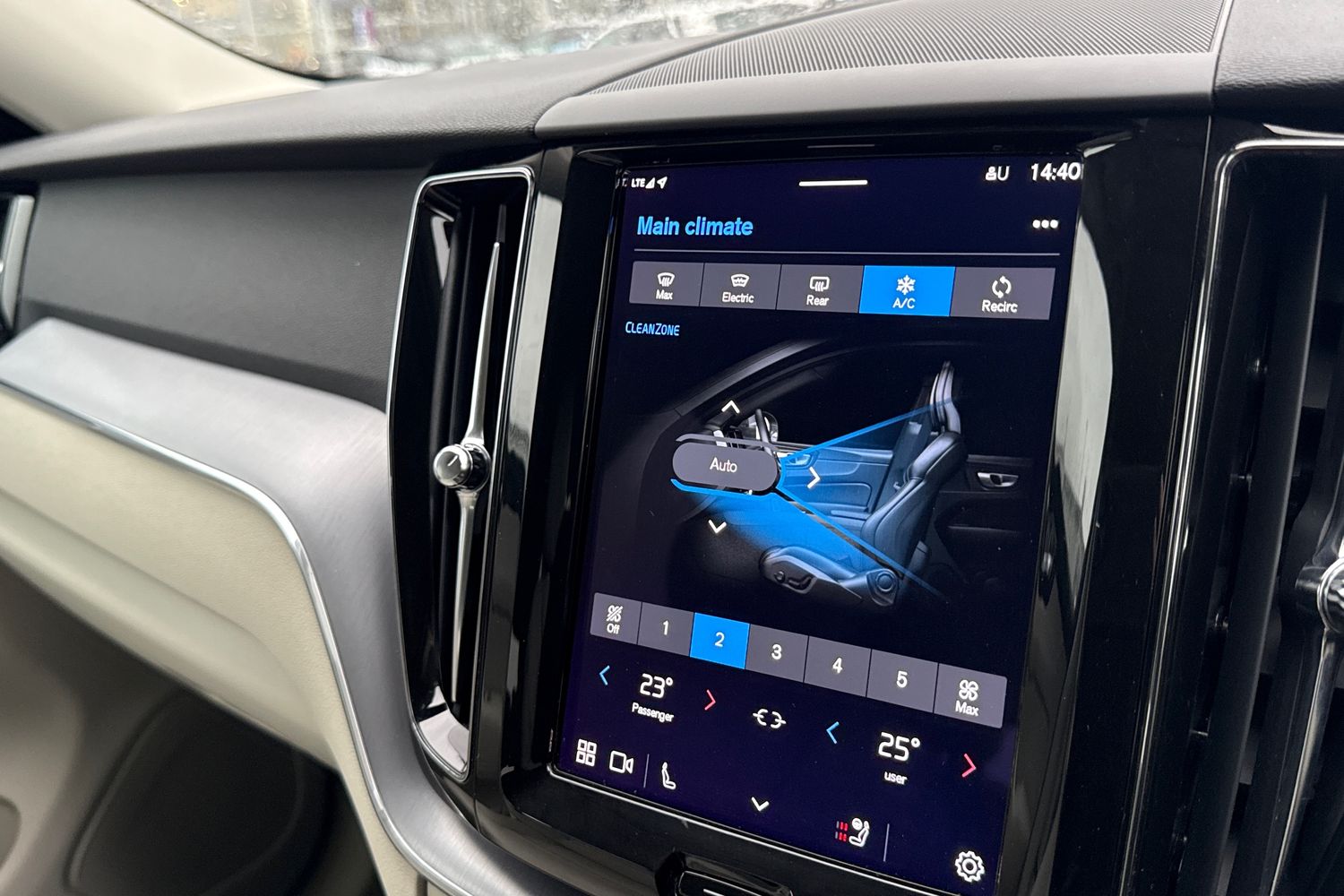 Used Volvo XC60 2021 for sale - 76955417: Photo 21