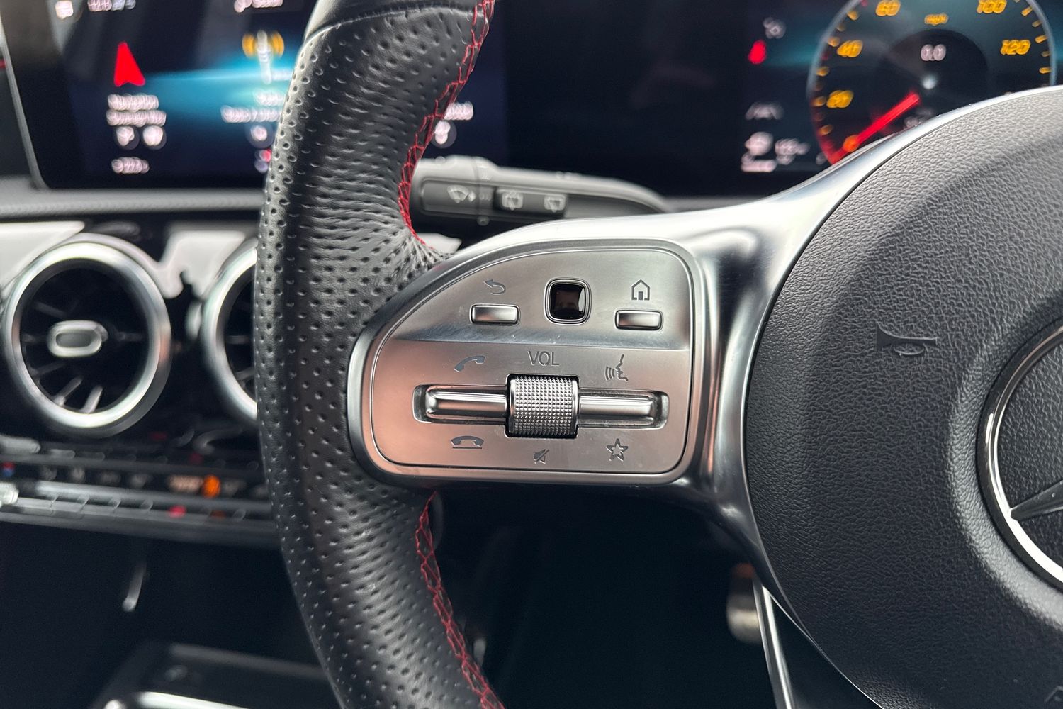 Used Mercedes-Benz A-Class 2019 for sale - 77553388: Photo 39