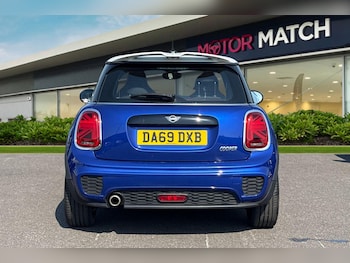 Used MINI Hatch 2019 for sale - 79019235: Photo