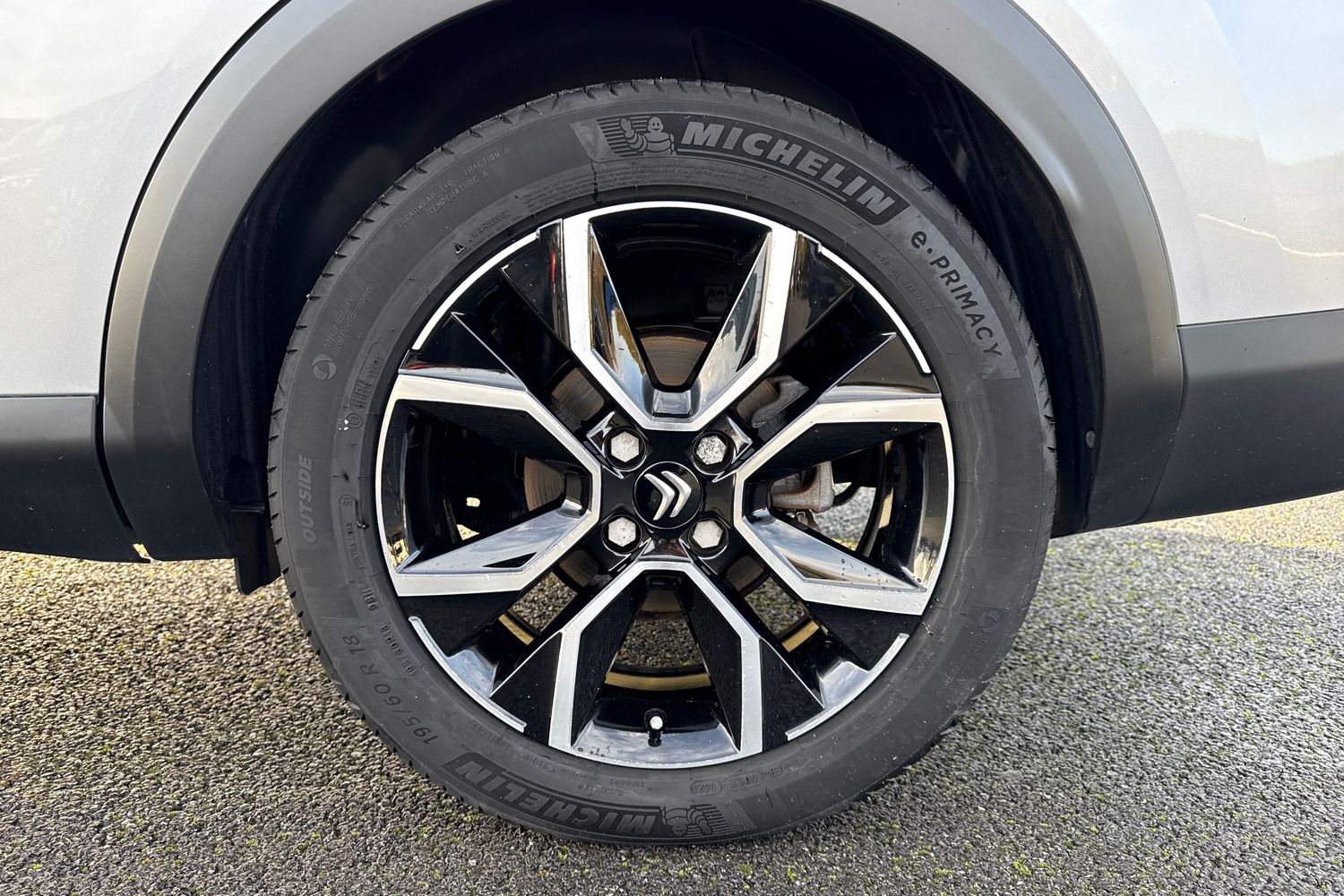 Used Citroen e-C4 X 2023 for sale - 76863245: Photo 12