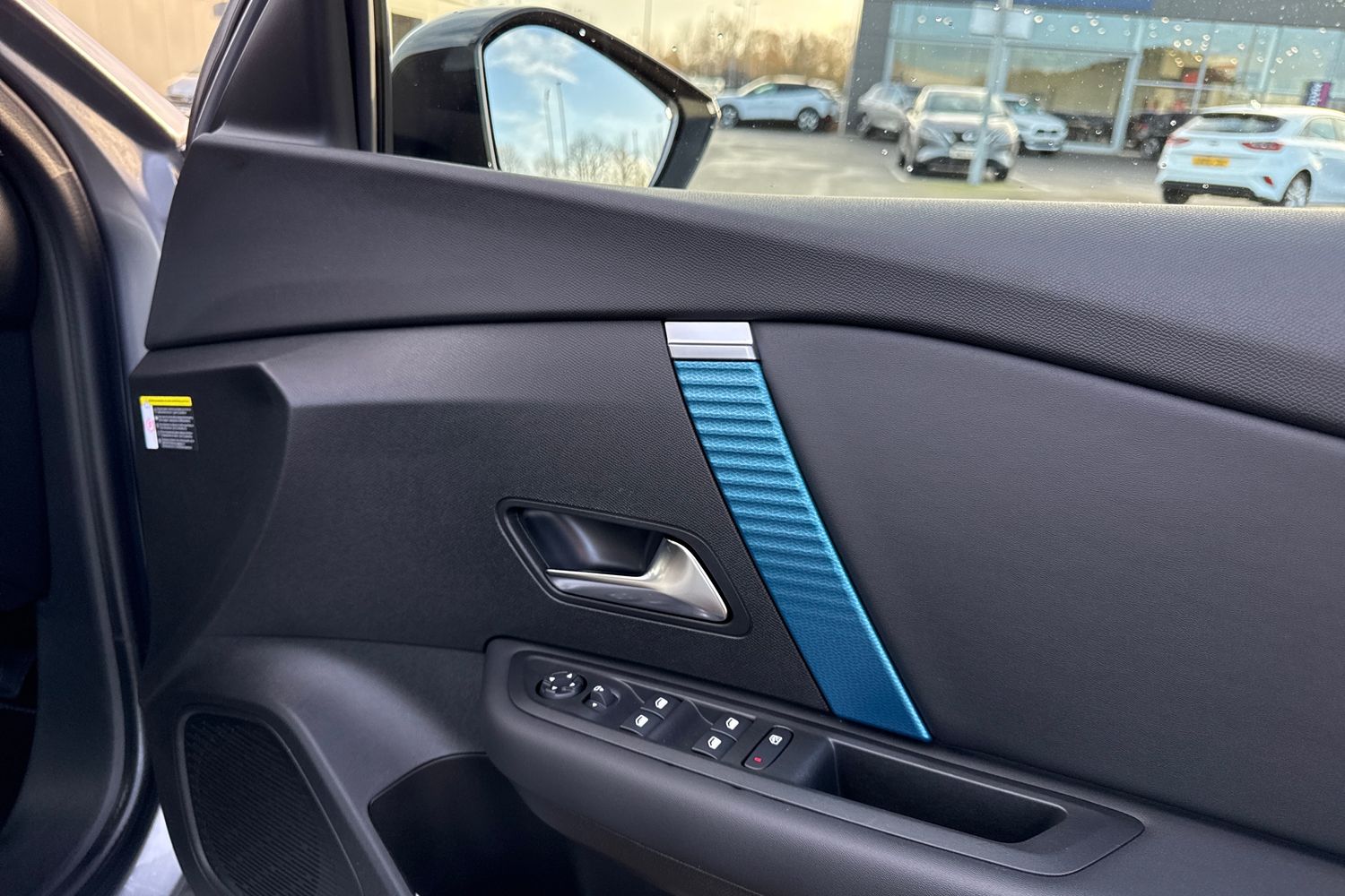 Used Citroen e-C4 X 2023 for sale - 76863245: Photo 21