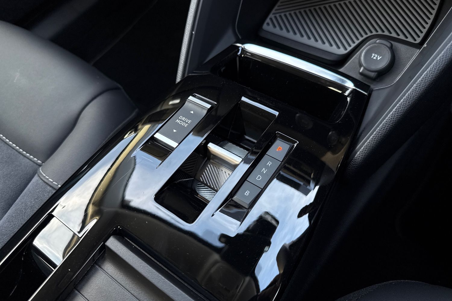 Used Citroen e-C4 X 2023 for sale - 76863245: Photo 23