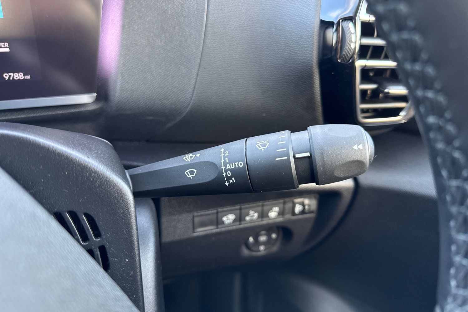 Used Citroen e-C4 X 2023 for sale - 76863245: Photo 42