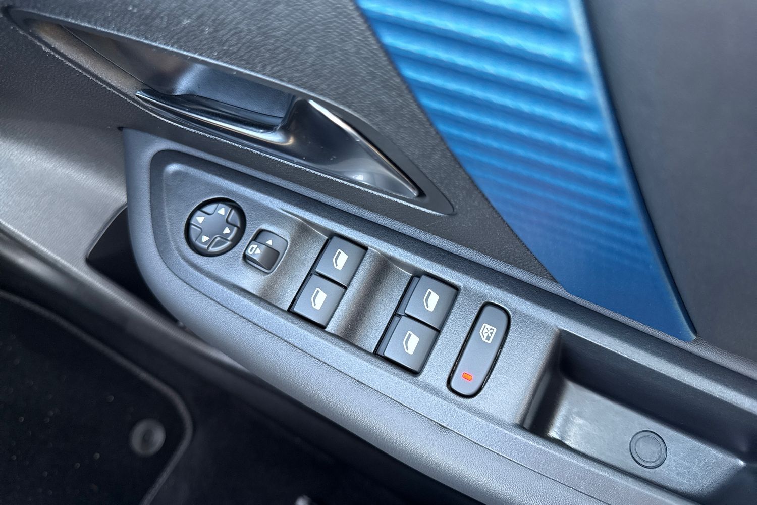 Used Citroen e-C4 X 2023 for sale - 76863245: Photo 45