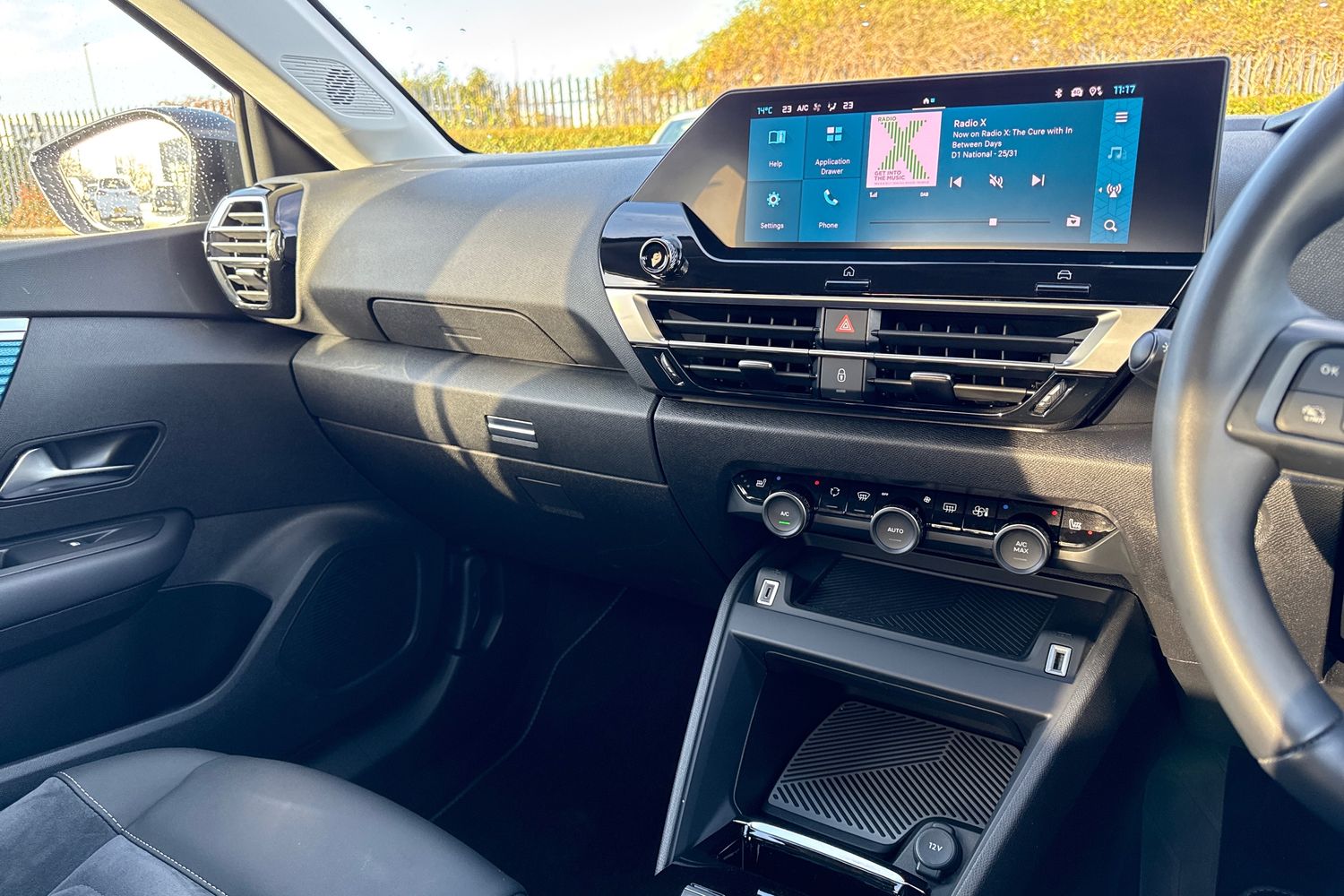 Used Citroen e-C4 X 2023 for sale - 76863245: Photo 46