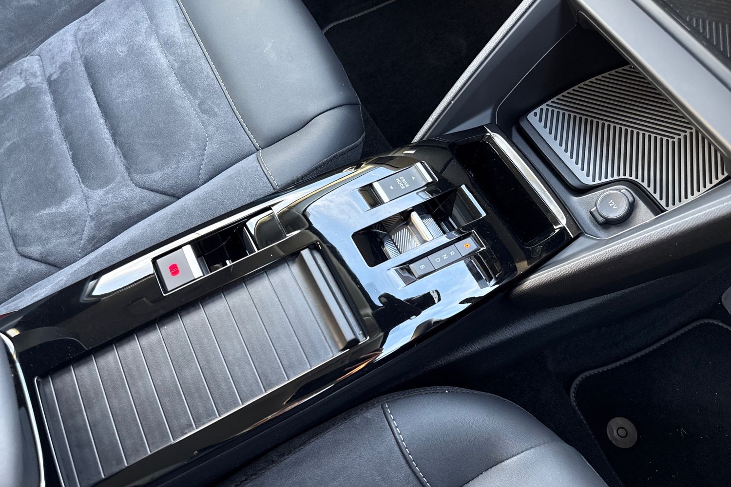 Used Citroen e-C4 X 2023 for sale - 76863245: Photo 58