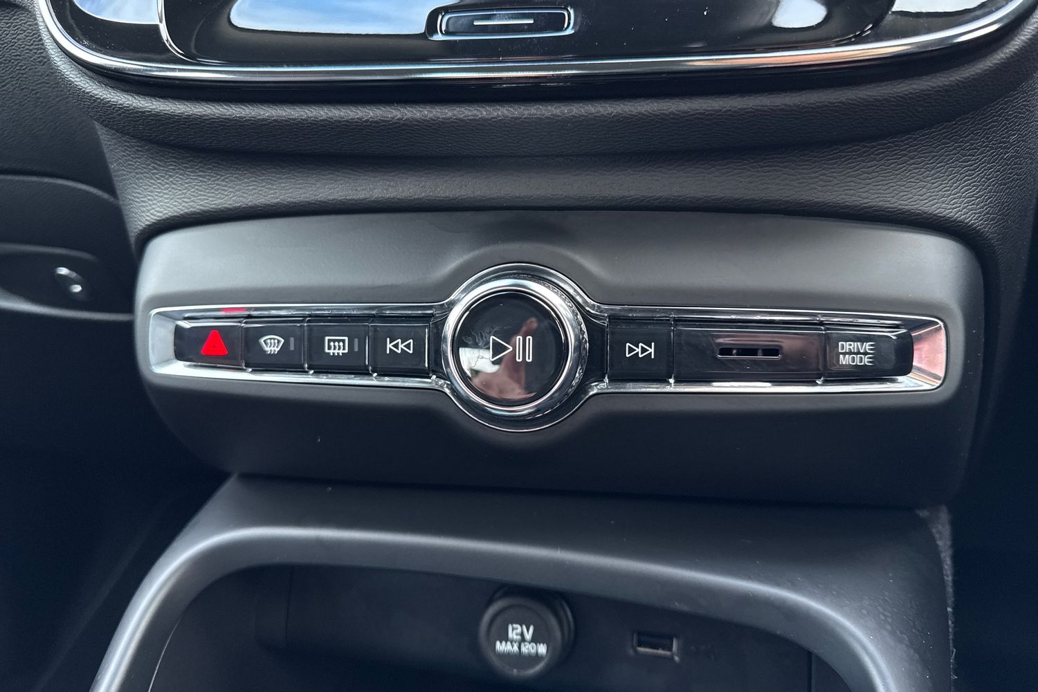 Used Volvo XC40 2020 for sale - 77337158: Photo 56