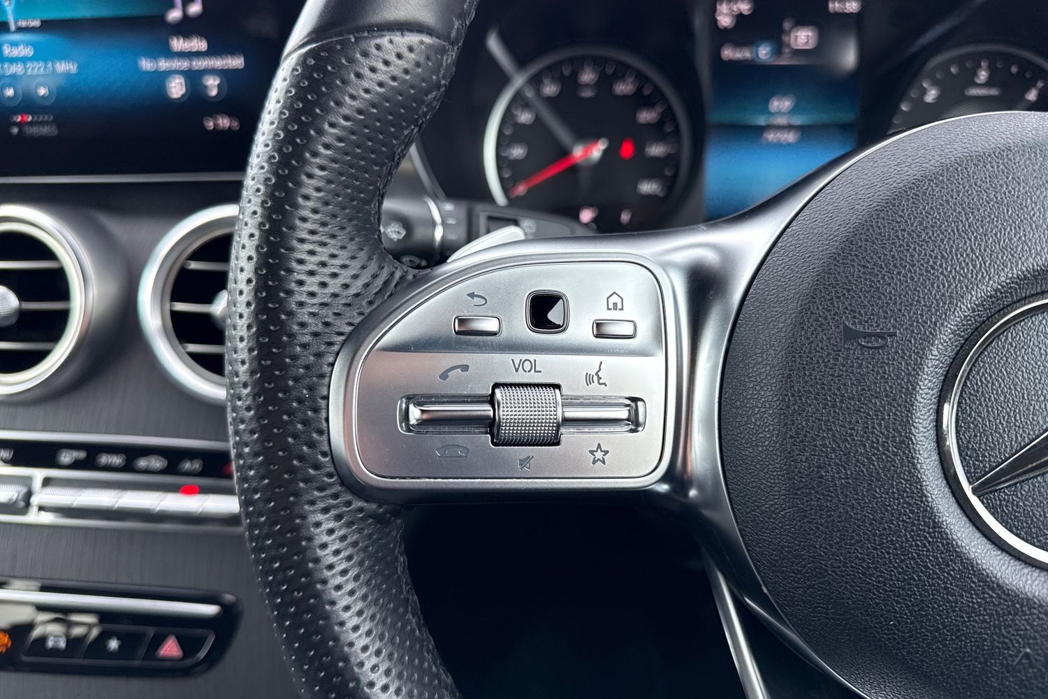 Used Mercedes-Benz GLC 2019 for sale - 78197592: Photo 39