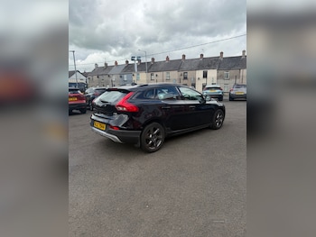 Used Volvo V40 2015 for sale - 78785167: Photo