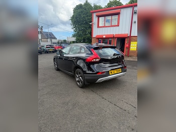 Used Volvo V40 2015 for sale - 78785167: Photo